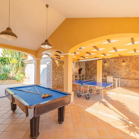 Villa In Patroves Near Golden Beaches * 알부페이라